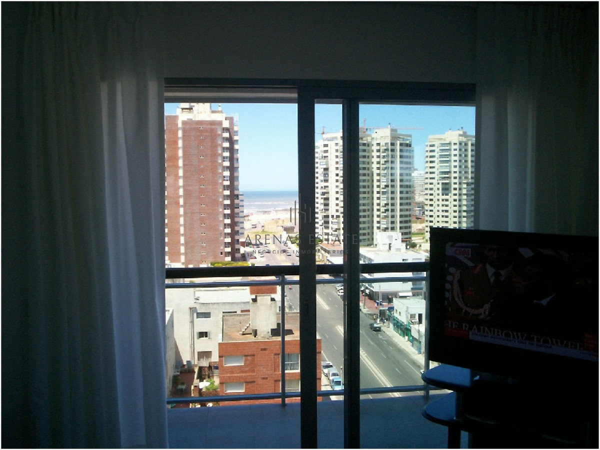 Apartamento ID.3193 - Venta apartamento de 2 dor con parrillero, balcón en Puta del Este