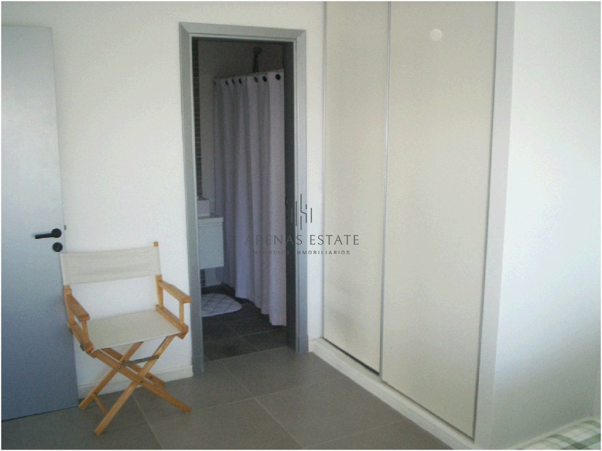 Apartamento ID.3193 - Venta apartamento de 2 dor con parrillero, balcón en Puta del Este