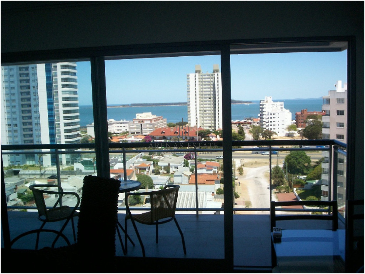 Apartamento ID.3193 - Venta apartamento de 2 dor con parrillero, balcón en Puta del Este