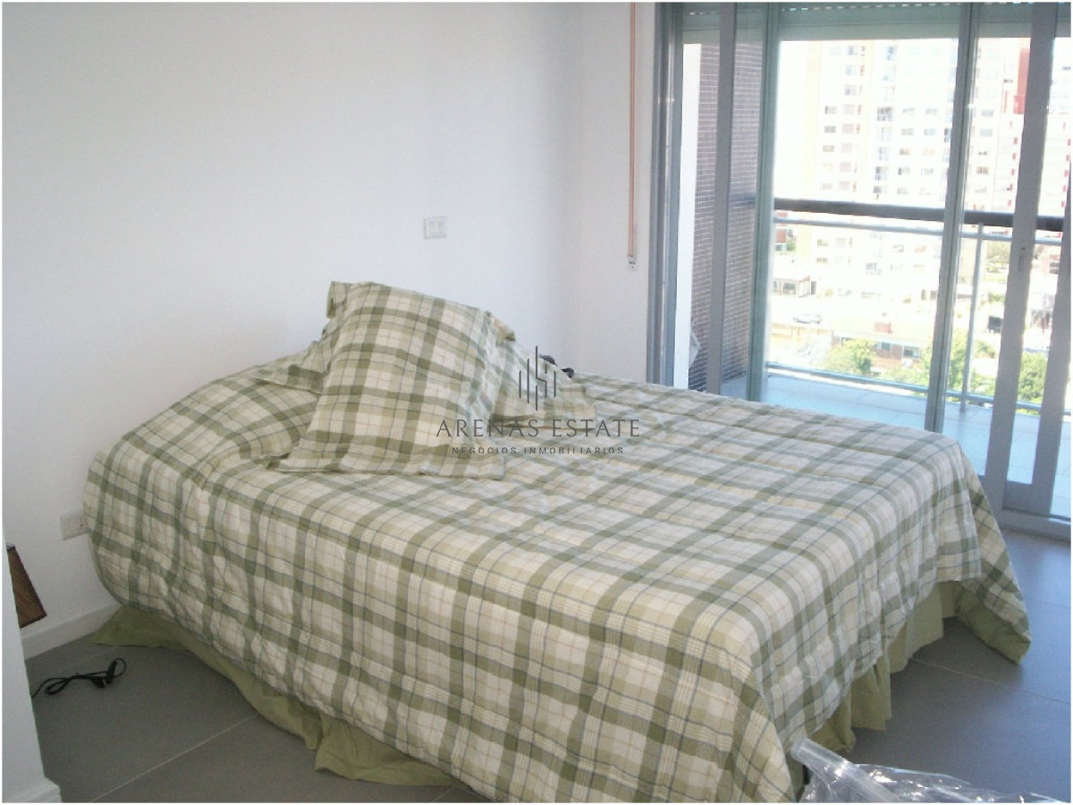 Apartamento ID.3193 - Venta apartamento de 2 dor con parrillero, balcón en Puta del Este