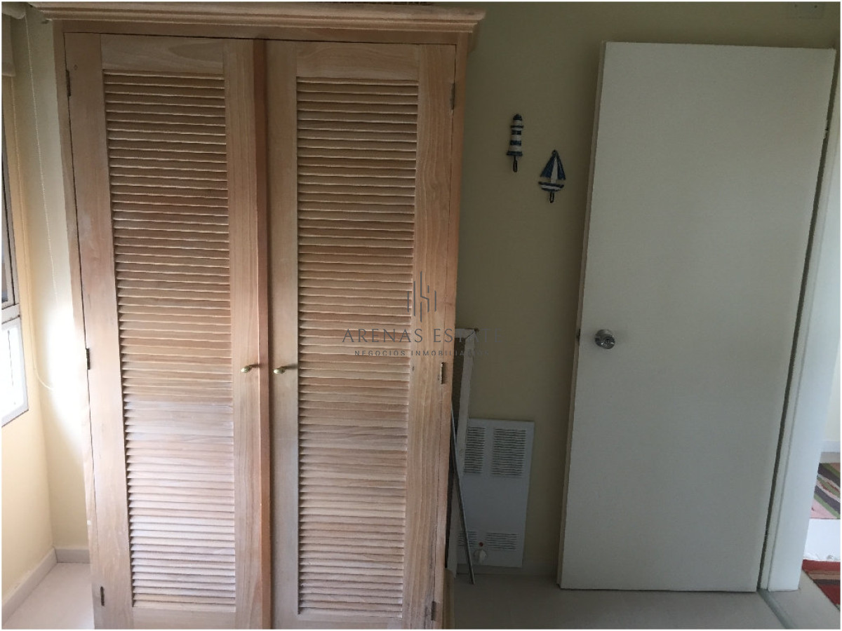 Apartamento ID.2338 - Apartamento en venta de 3 d y dep en Punta del Este