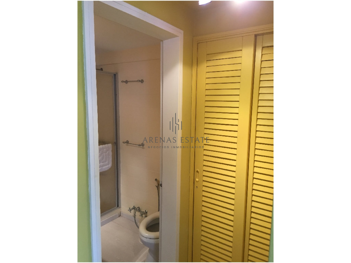 Apartamento ID.2338 - Apartamento en venta de 3 d y dep en Punta del Este