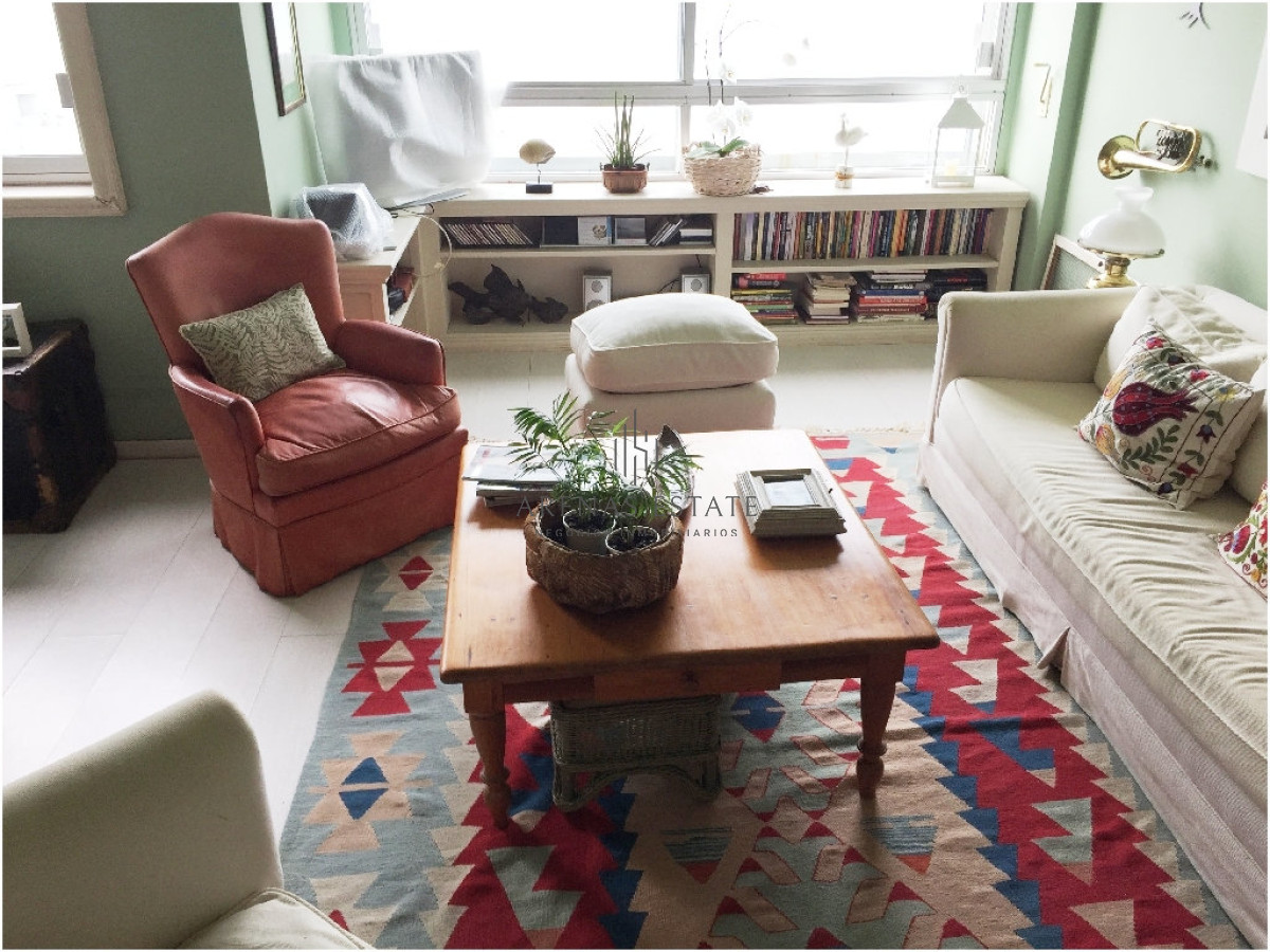 Apartamento ID.2338 - Apartamento en venta de 3 d y dep en Punta del Este