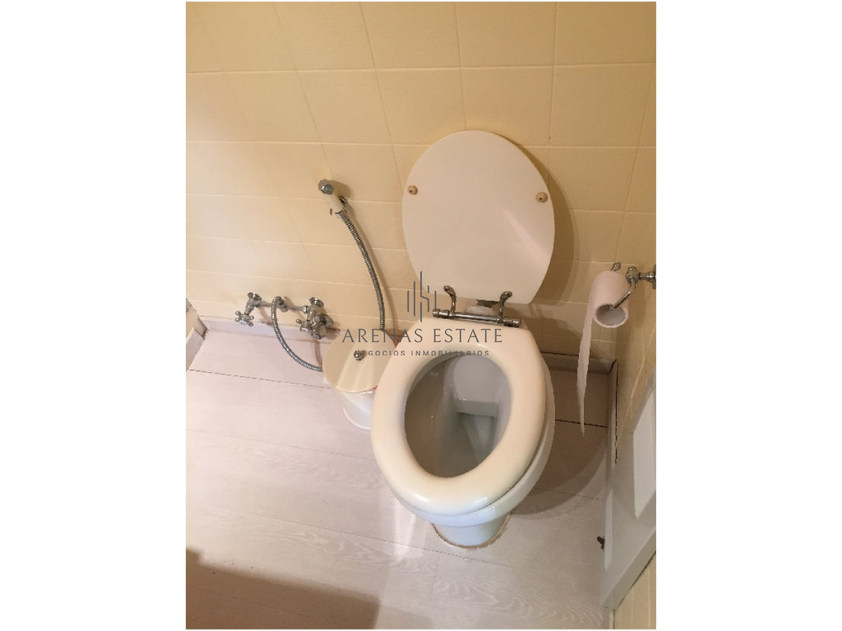 Apartamento ID.2338 - Apartamento en venta de 3 d y dep en Punta del Este
