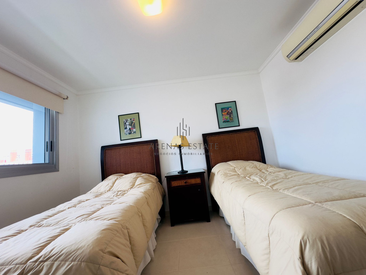 Apartamento ID.3403 - Apartamento de dos dormitorios en venta en Punta del Este