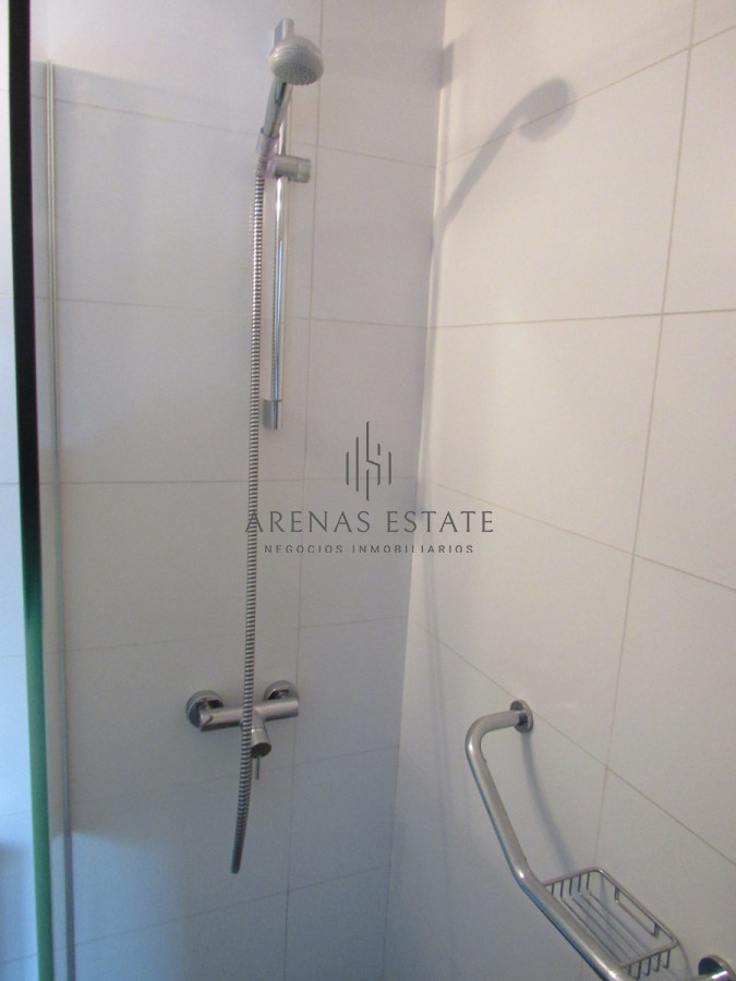 Apartamento ID.3193 - Venta apartamento de 2 dor con parrillero, balcón en Puta del Este