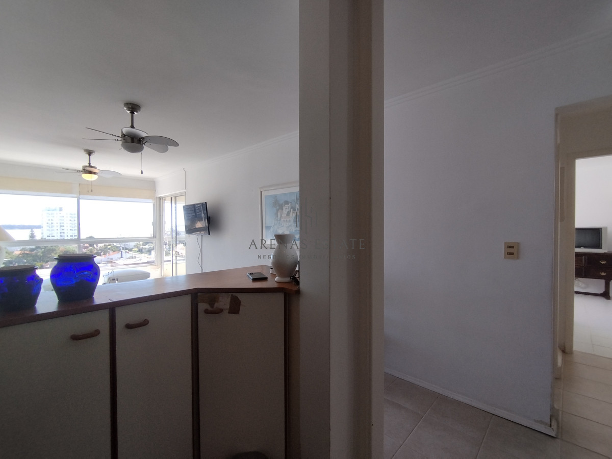 Apartamento ID.3161 - Apartamento de dos dorm. en venta en Punta del Este
