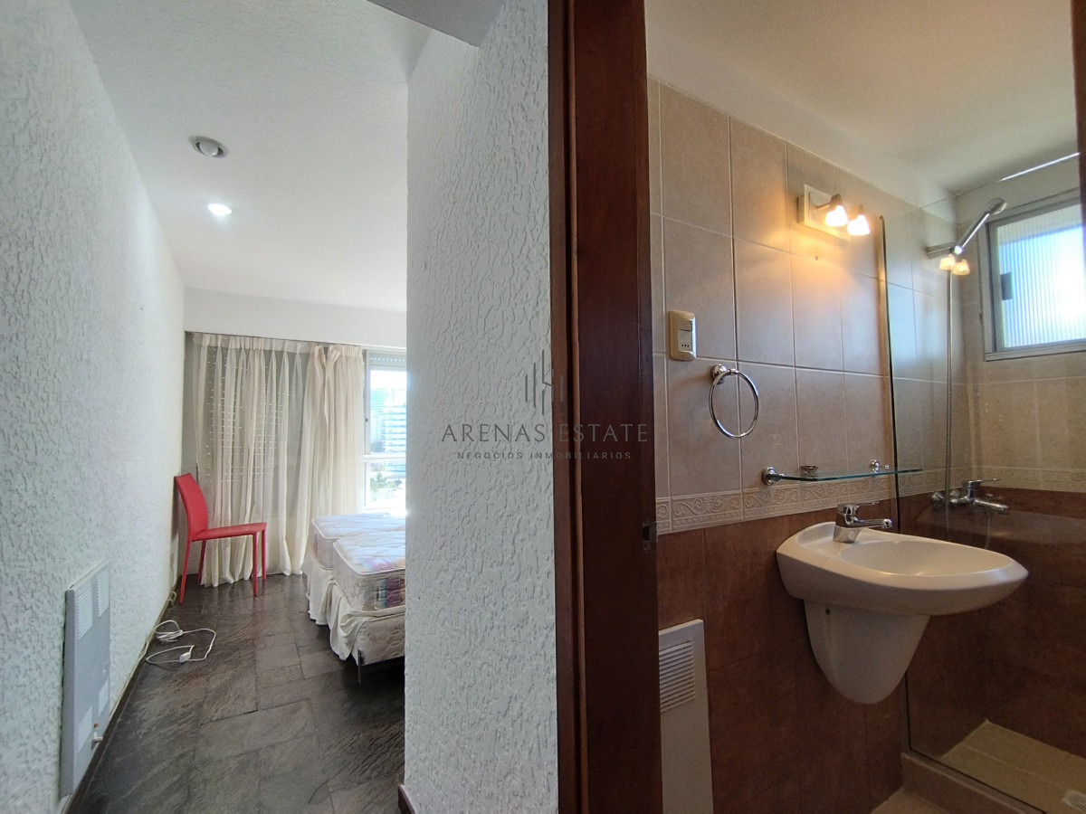 Apartamento ID.4162 - venta y alquiler de apartamento zona Playa brava