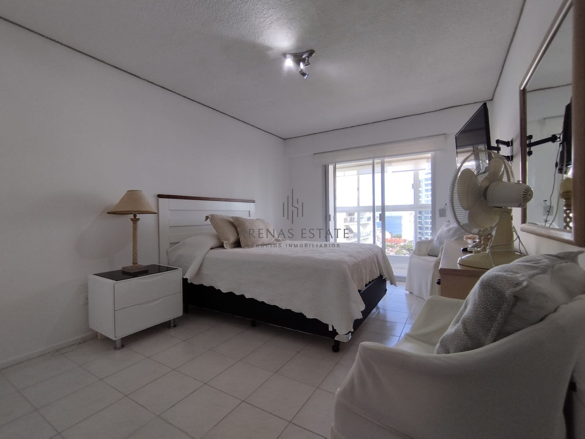 Apartamento ID.2861 - Apartamento de un dormitorio y medio en alquiler y venta en Punta del Este