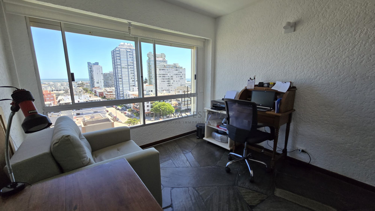Apartamento ID.3807 - Apartamento en venta de 3 dormitorios en Punta del Este