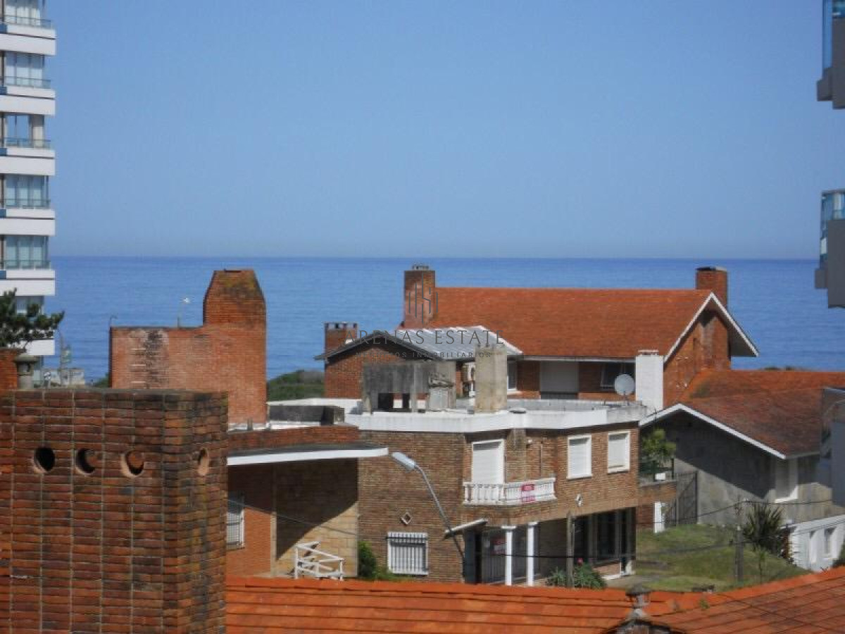 Apartamento ID.4412 -  Apartamento en venta de dos dorm en Playa Brava Punta del Este