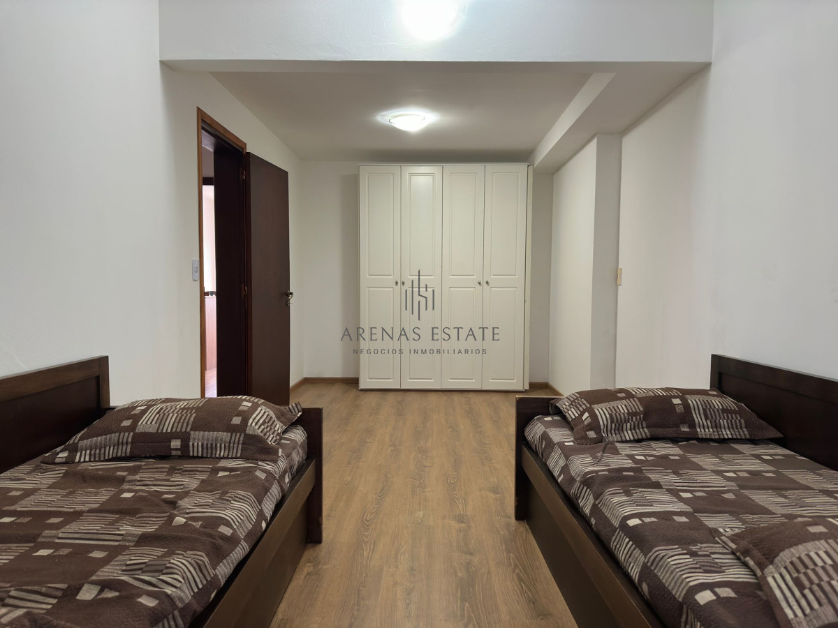 Apartamento ID.4229 - Apartamento en Venta, 2 dormitorios, Punta del Este.7383