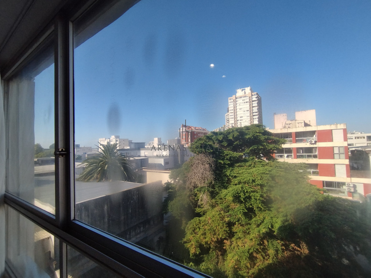 Apartamento ID.4226 - Apartamento en de dos dormitorios en venta en Punta del Este 