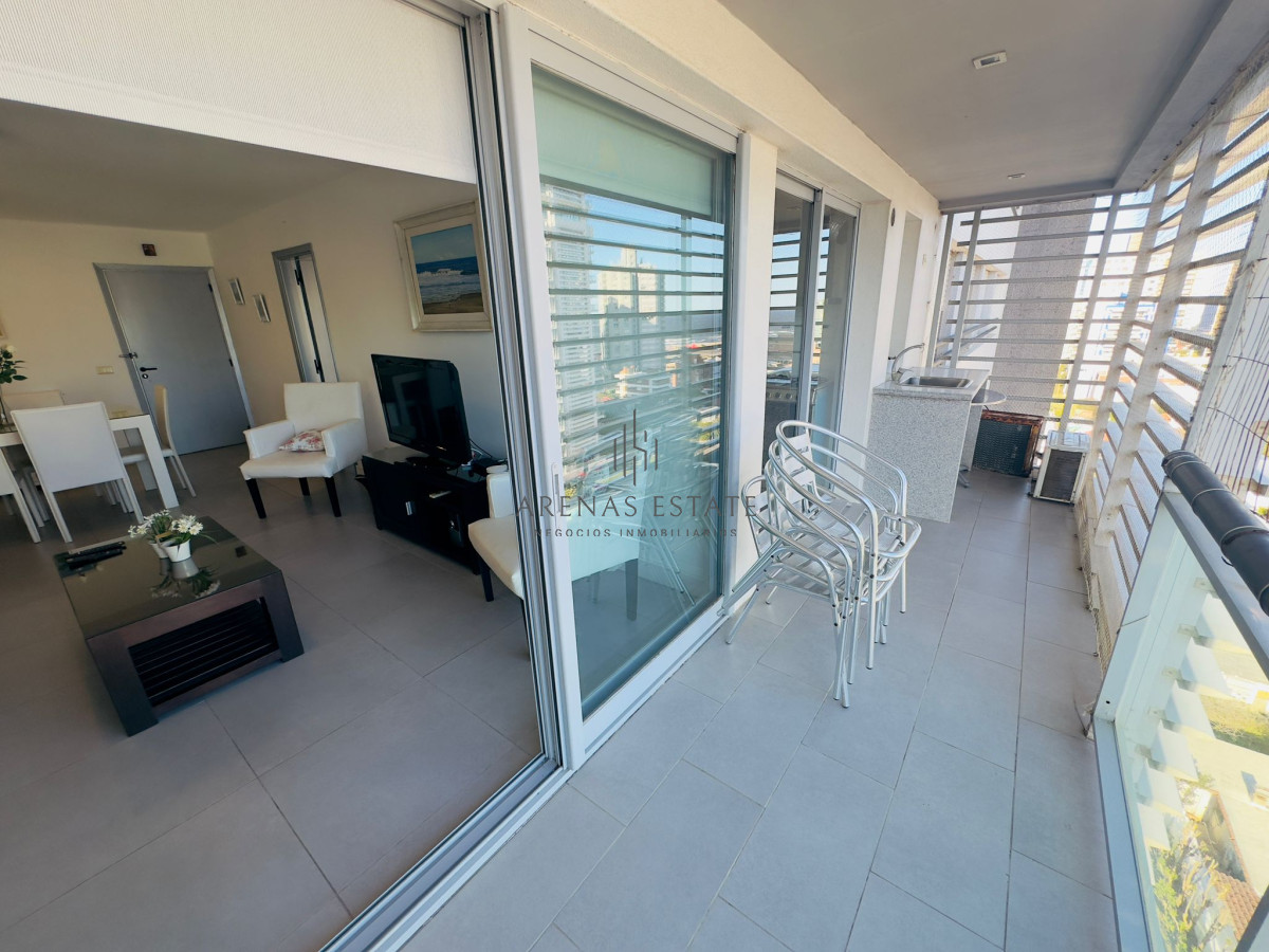 Apartamento ID.3553 - Alquiler y venta de apartamento de 2 dormitorios 2 baños con parrillero propio