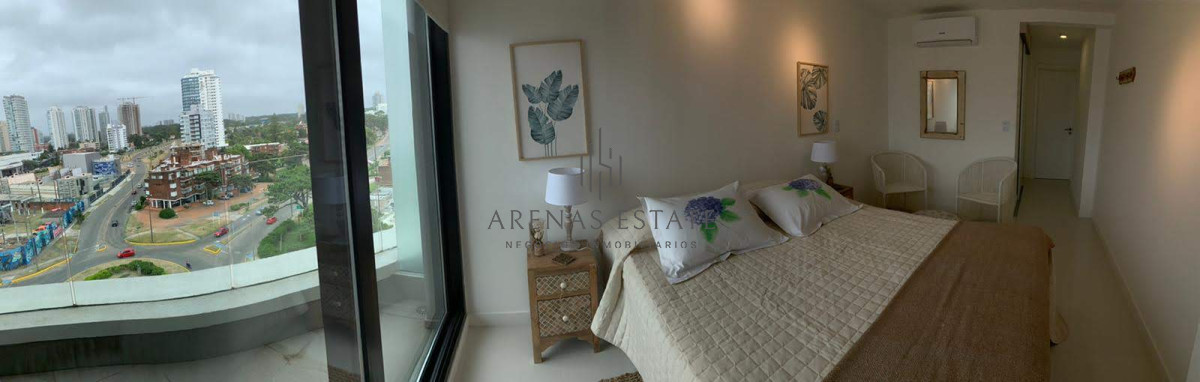 Apartamento ID.3405 - Venta de apartamento de dos dormitorios en Punta del Este