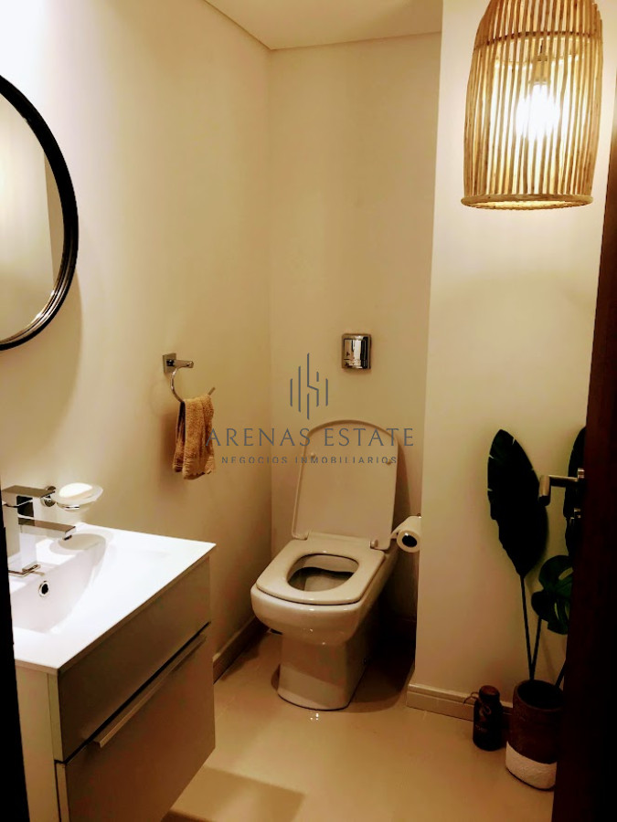 Apartamento ID.2409 - Apto en venta, edifico moderno, excelente servicios, Punta del este.