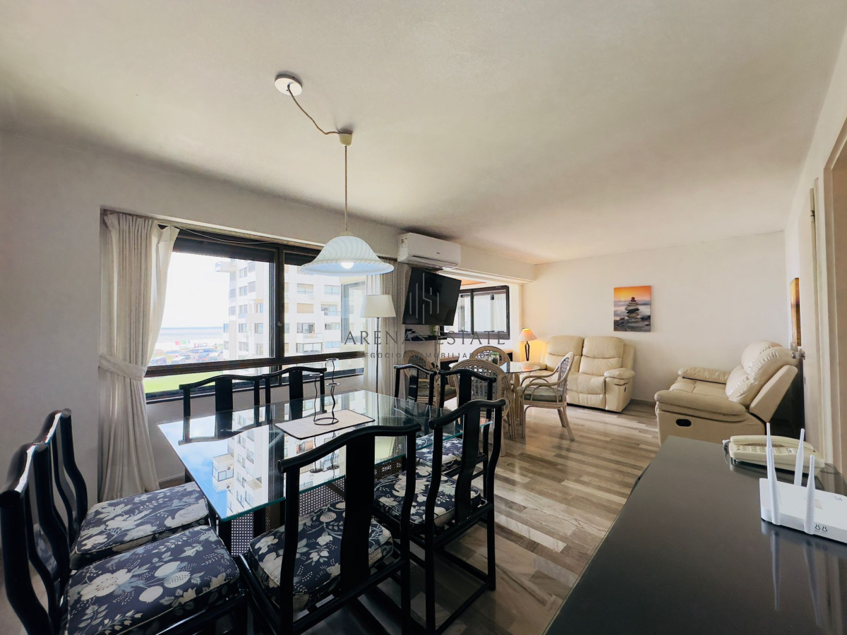 Apartamento ID.3023 - Apartamento en venta de 3 dormitorios en Punta del Este