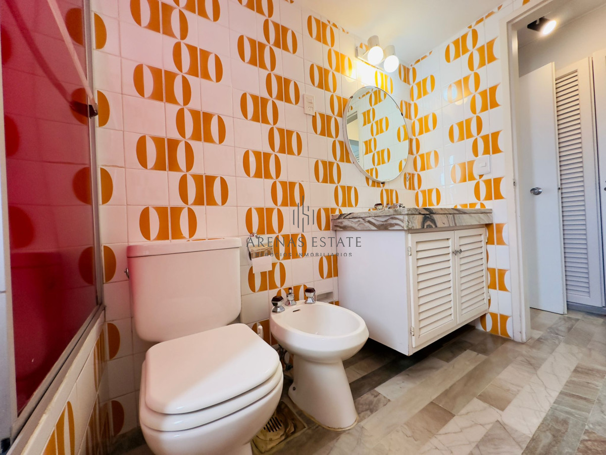 Apartamento ID.3023 - Apartamento en venta de 3 dormitorios en Punta del Este