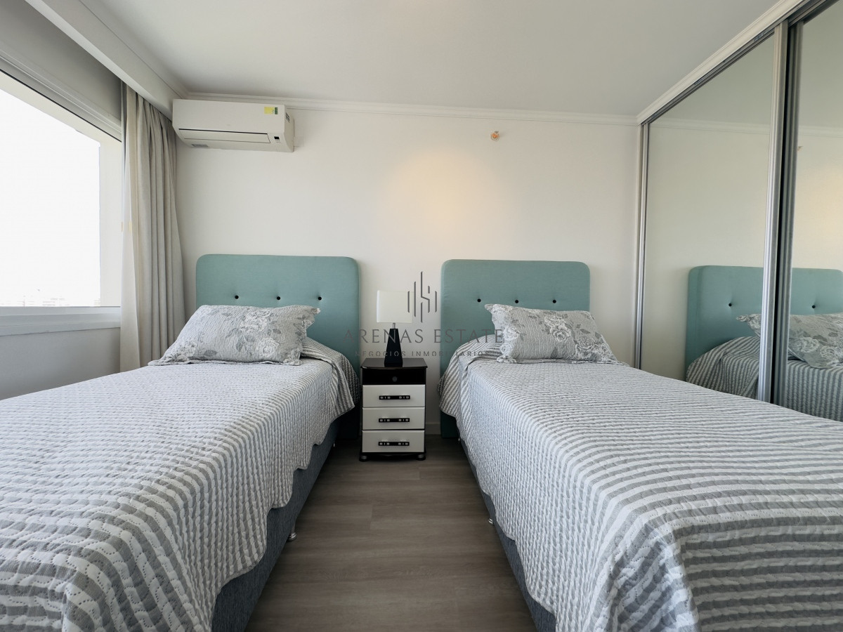 Apartamento ID.3037 - Alquiler temporal y venta de apartamento de 2 dormitorios en Punta del Este