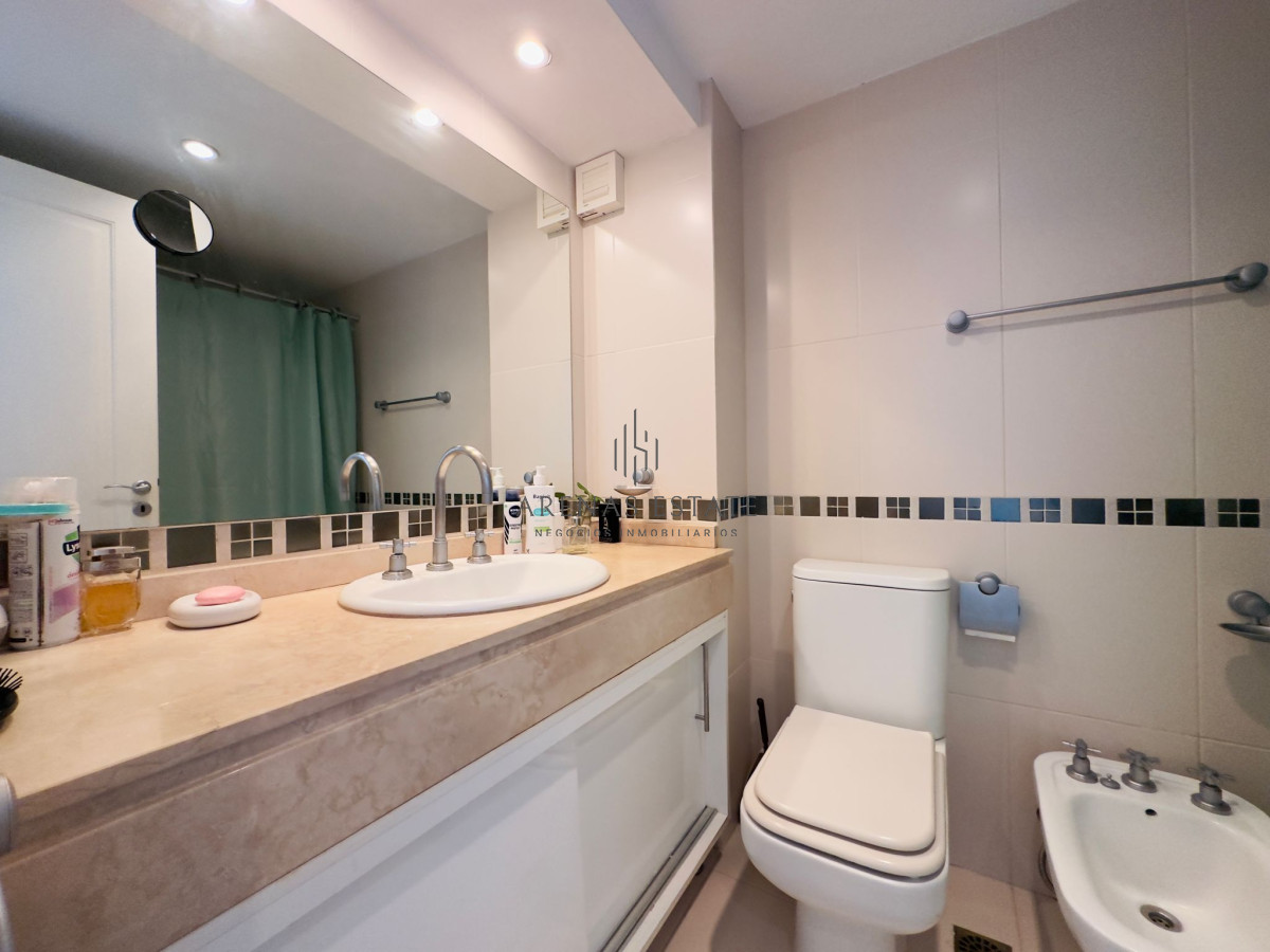 Apartamento ID.3403 - Apartamento de dos dormitorios en venta en Punta del Este