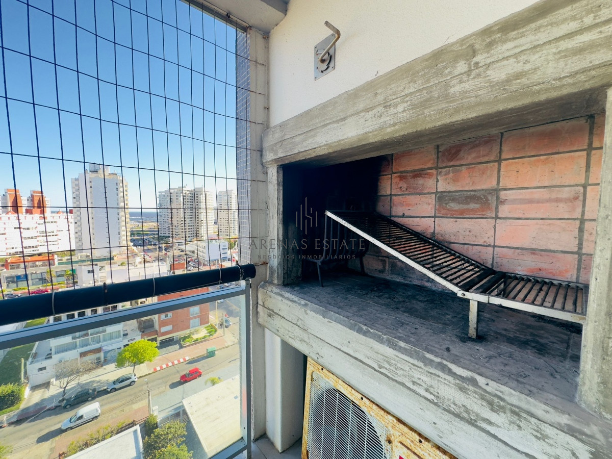 Apartamento ID.3553 - Alquiler y venta de apartamento de 2 dormitorios 2 baños con parrillero propio