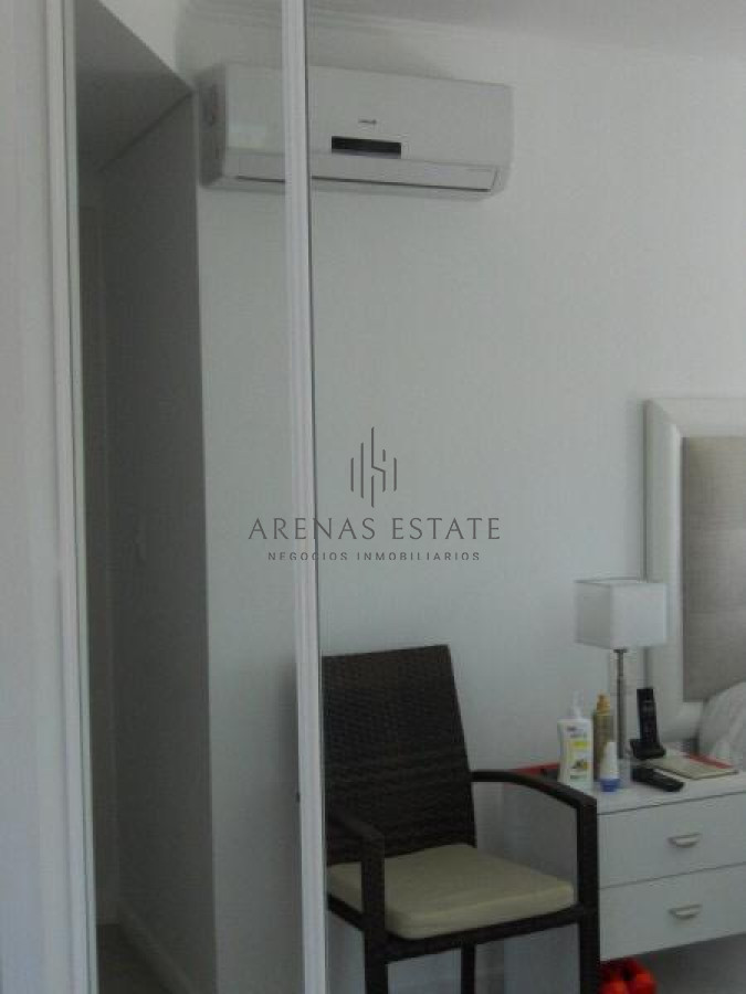 Apartamento ID.4412 -  Apartamento en venta de dos dorm en Playa Brava Punta del Este