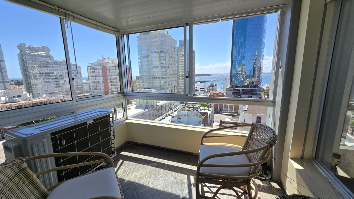 Apartamento ID.3807 - Apartamento en venta de 3 dormitorios en Punta del Este