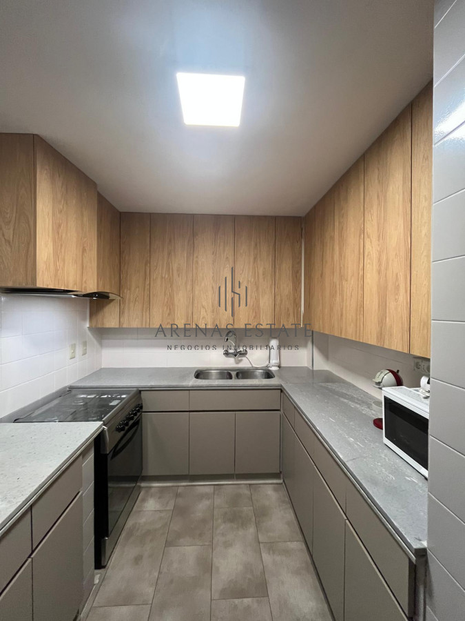 Apartamento ID.3807 - Apartamento en venta de 3 dormitorios en Punta del Este