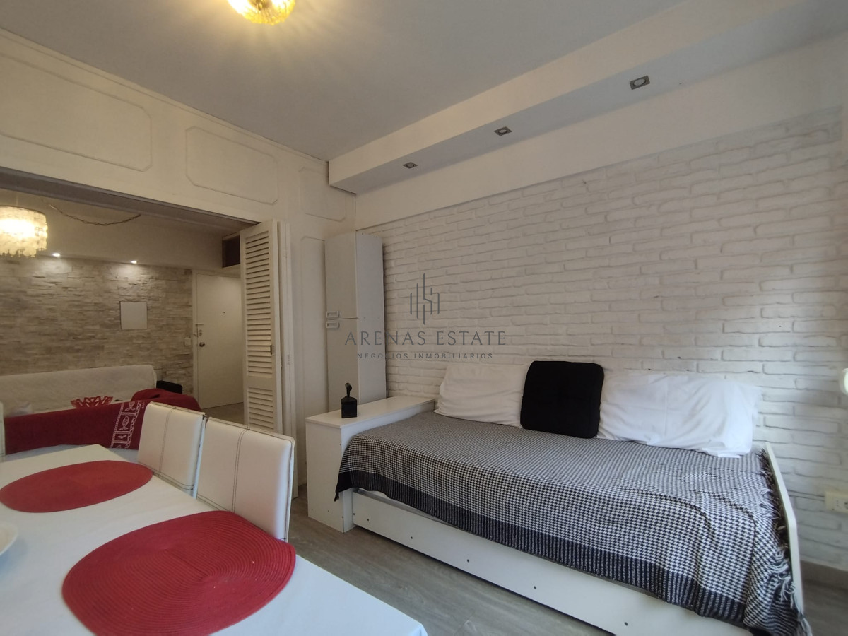 Apartamento ID.2288 - Alquiler de apartamento 1 dormitorio en Peninsula.