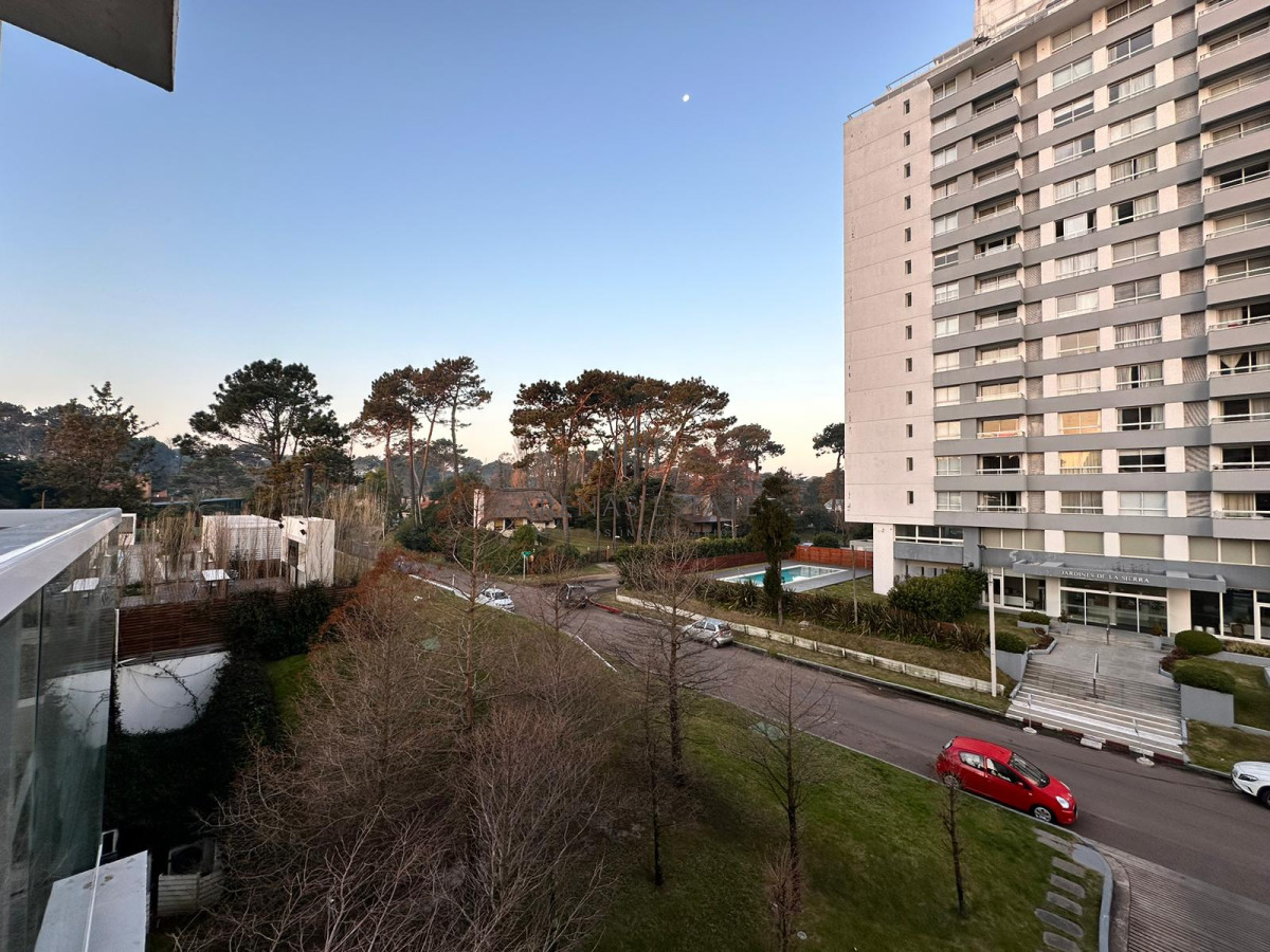Apartamento ID.3007 - Venta de apartamento de un dormitorio en Torre YOO Punta.