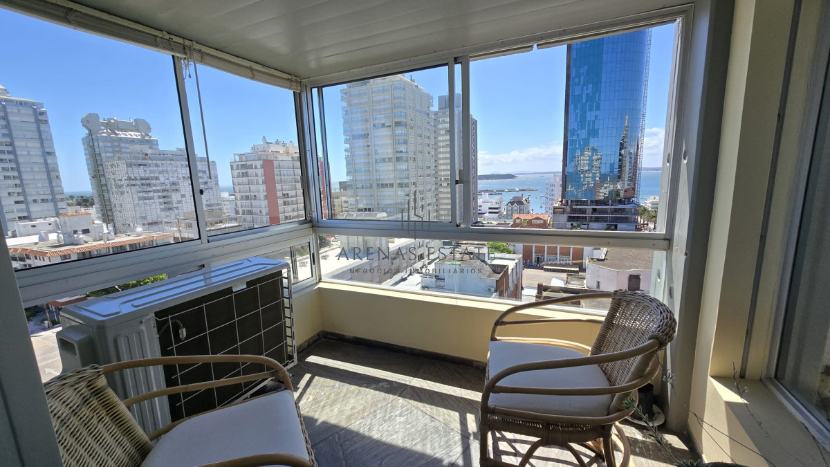 Apartamento ID.3807 - Apartamento en venta de 3 dormitorios en Punta del Este