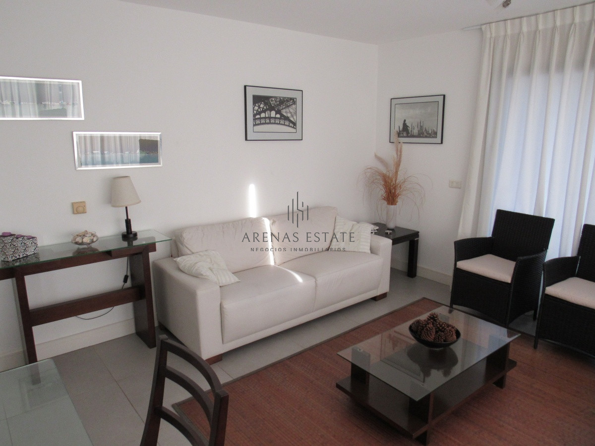 Apartamento ID.3193 - Venta apartamento de 2 dor con parrillero, balcón en Puta del Este