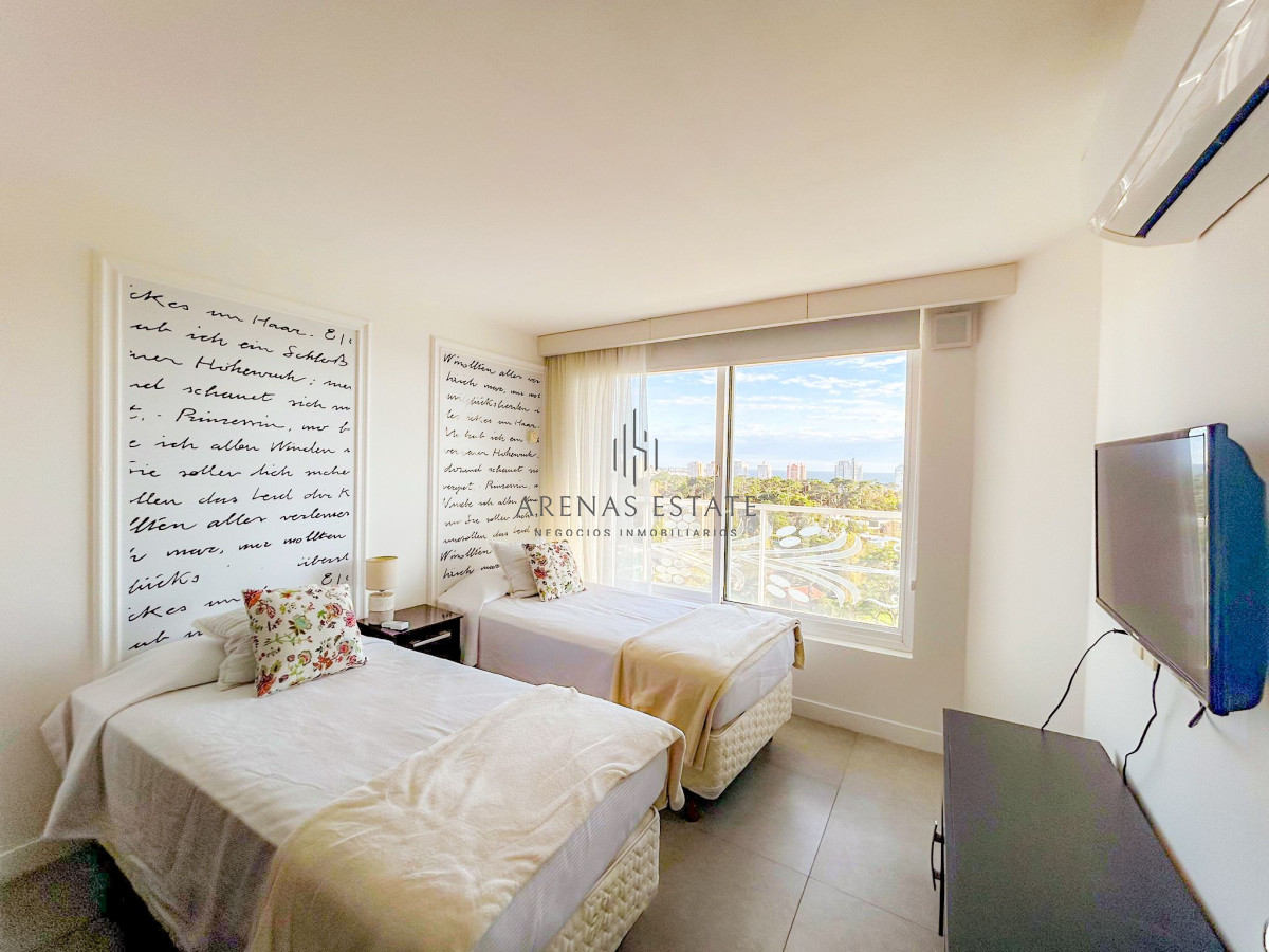 Apartamento ID.3177 - Venta de apartamento de dos dormitorios en Torre Yoo Punta del Este.