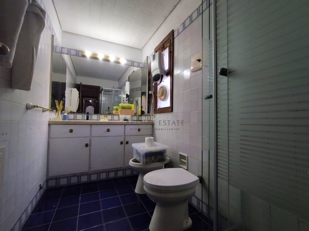 Casa ID.3340 - Casa en venta de 3 dormitorios en venta en Punta del Este