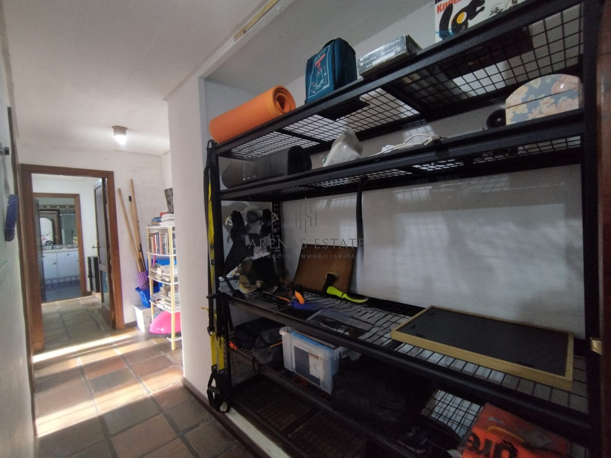 Casa ID.3340 - Casa en venta de 3 dormitorios en venta en Punta del Este