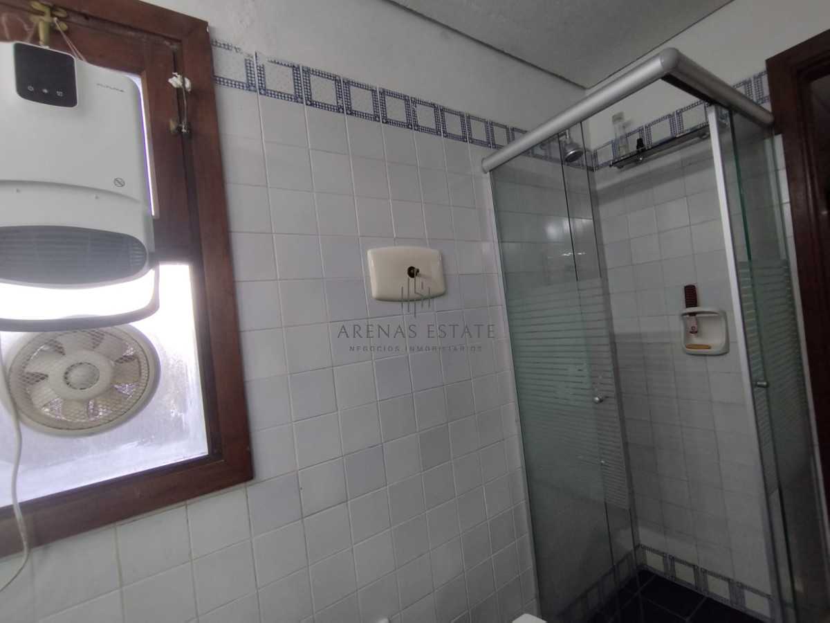 Casa ID.3340 - Casa en venta de 3 dormitorios en venta en Punta del Este