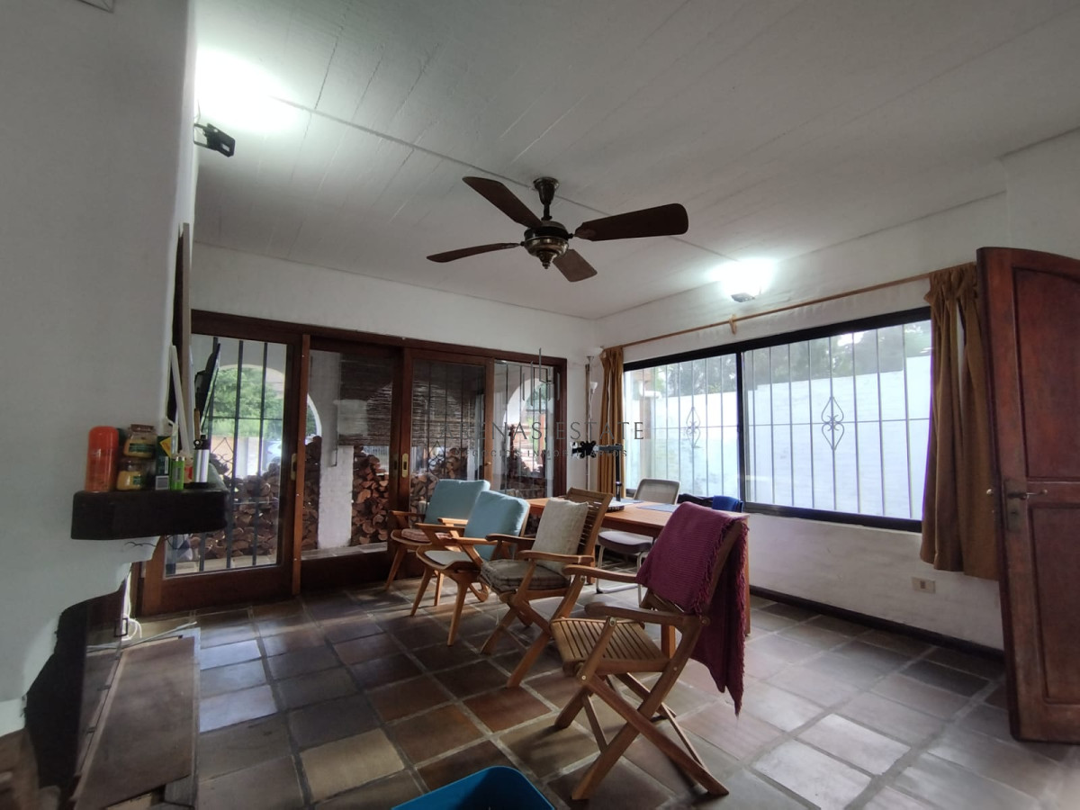 Casa ID.3340 - Casa en venta de 3 dormitorios en venta en Punta del Este