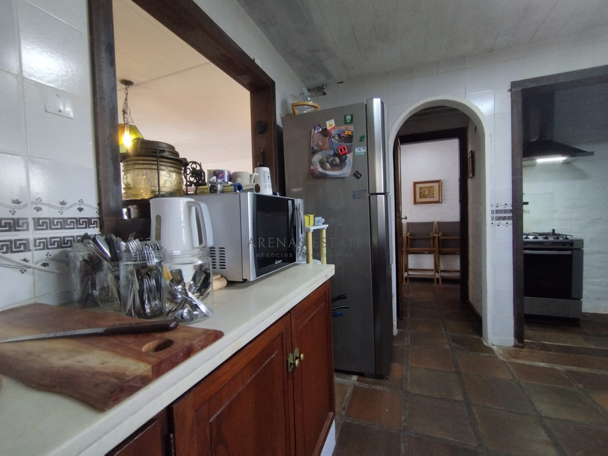 Casa ID.3340 - Casa en venta de 3 dormitorios en venta en Punta del Este