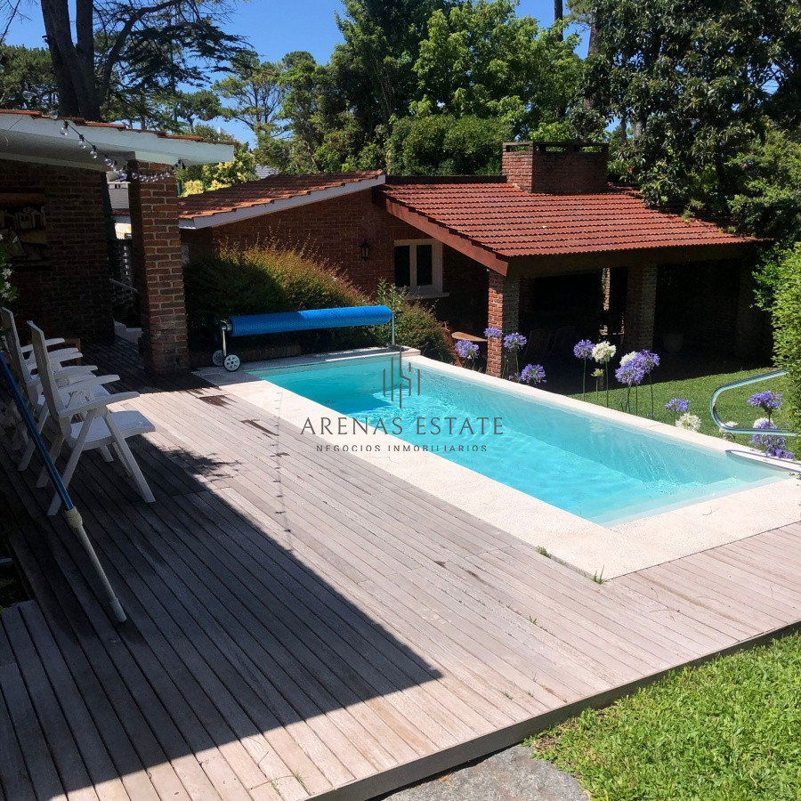 Casa ID.3911 - Alquiler de casa de 3 dormitorios en Punta del Este