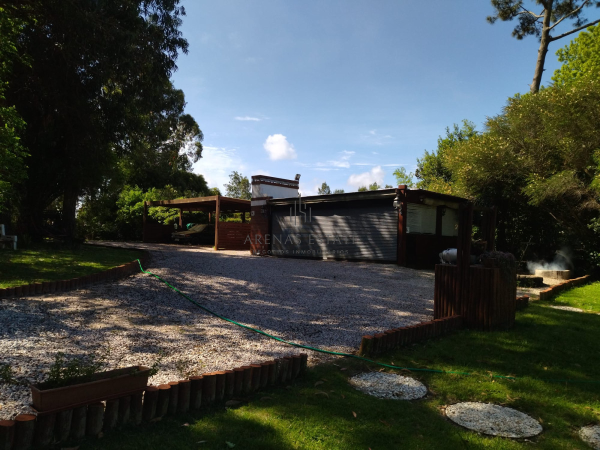 Casa ID.3674 -  Casa en venta de 3 dormitorios en Punta del Este