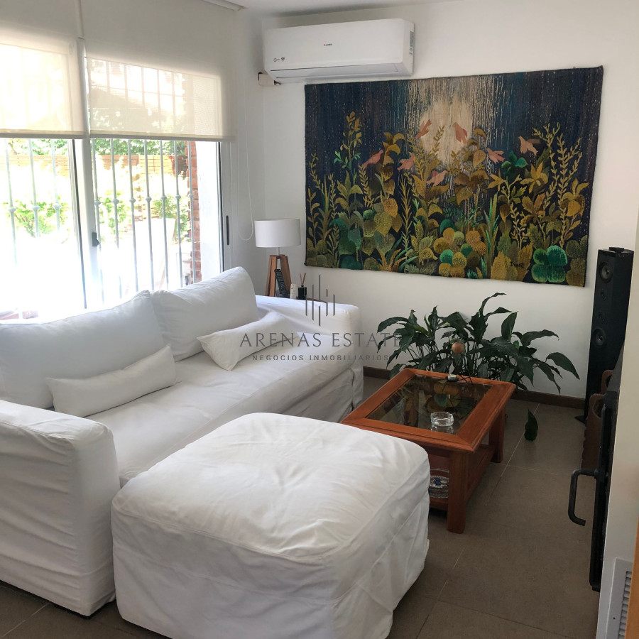 Casa ID.3911 - Alquiler de casa de 3 dormitorios en Punta del Este