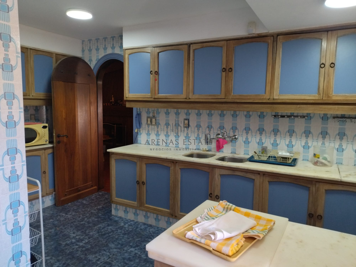 Casa ID.3674 -  Casa en venta de 3 dormitorios en Punta del Este