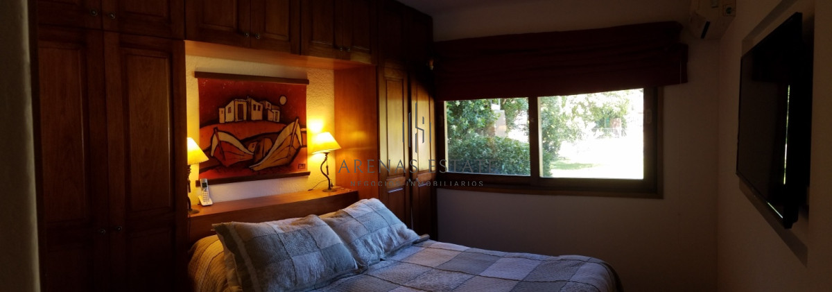 Casa ID.3266 - Alquiler y venta de casa de 3 dormitorios en Punta del Este