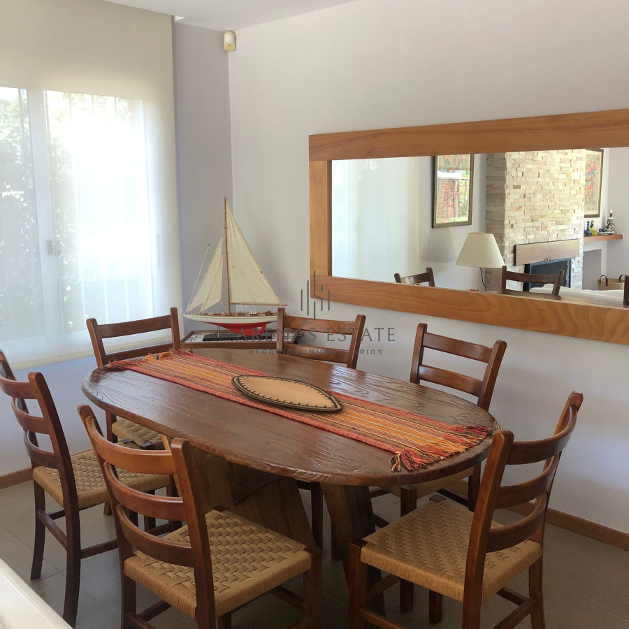 Casa ID.3911 - Alquiler de casa de 3 dormitorios en Punta del Este