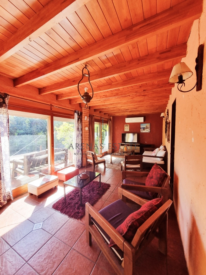 Casa ID.3020 - Casa en venta y alquiler temporal en Punta del Este, Pinares