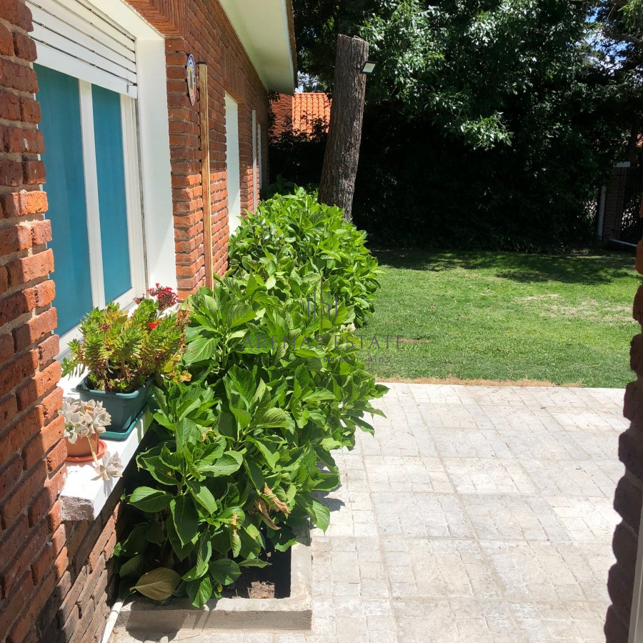 Casa ID.3911 - Alquiler de casa de 3 dormitorios en Punta del Este