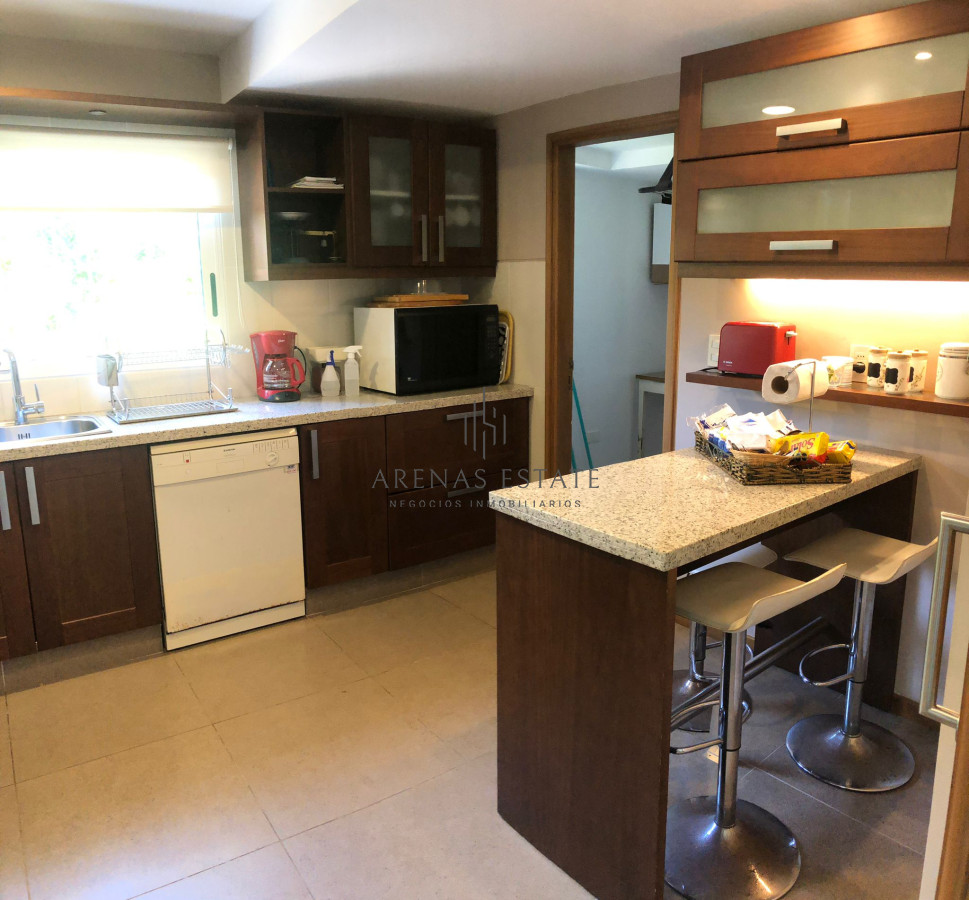 Casa ID.3911 - Alquiler de casa de 3 dormitorios en Punta del Este