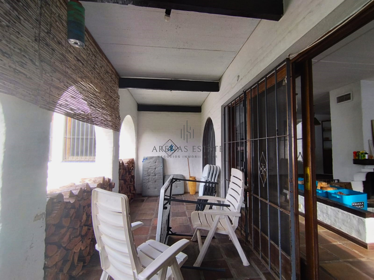 Casa ID.3340 - Casa en venta de 3 dormitorios en venta en Punta del Este