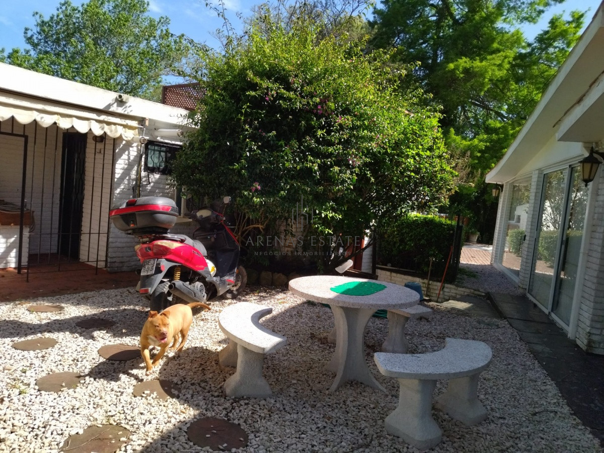 Casa ID.3674 -  Casa en venta de 3 dormitorios en Punta del Este