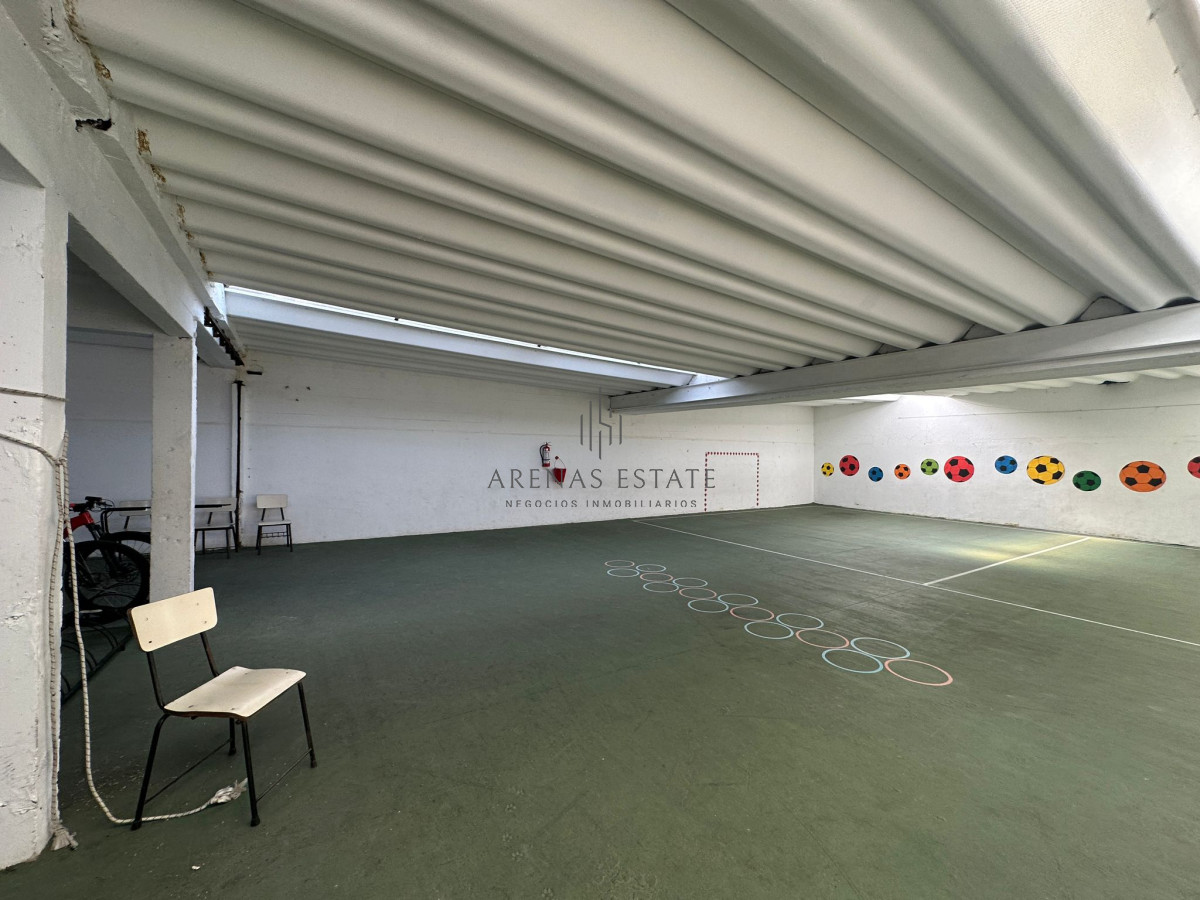 Local Comercial ID.2459 - venta de Local en el centro de Maldonado